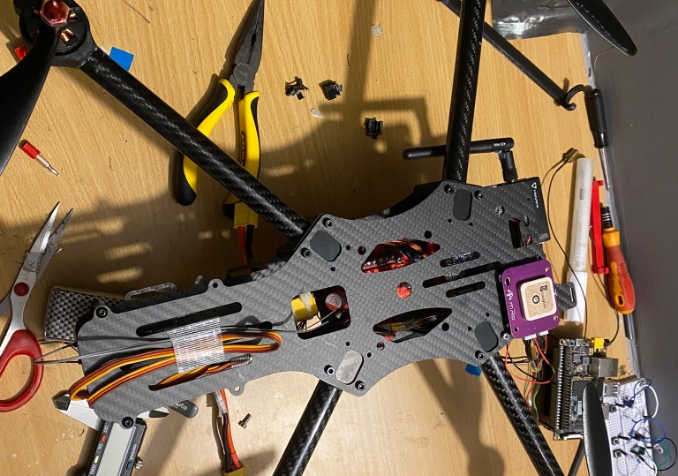 Quadcopter Optimization: New Carbon Fiber Arm Design Extends Flight Time